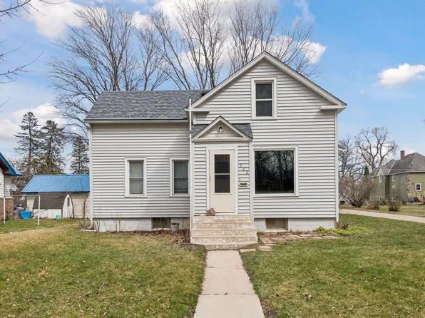 820 Ford Ave N, Glencoe, MN 55336