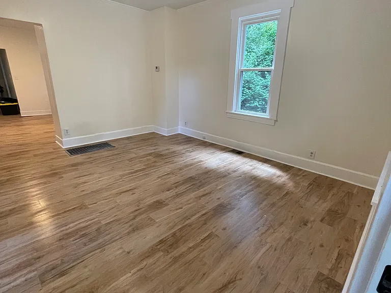 141 Belle Ave — Photo 9