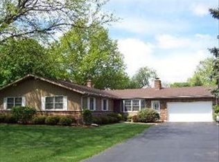 4811 Tile Line Rd, Crystal Lake, IL 60012