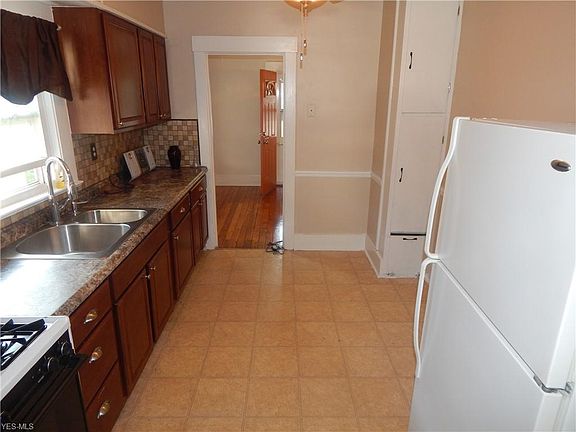 3rd image of 1847 7th St
