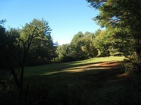 2nd image of 583 Greenfield Rd