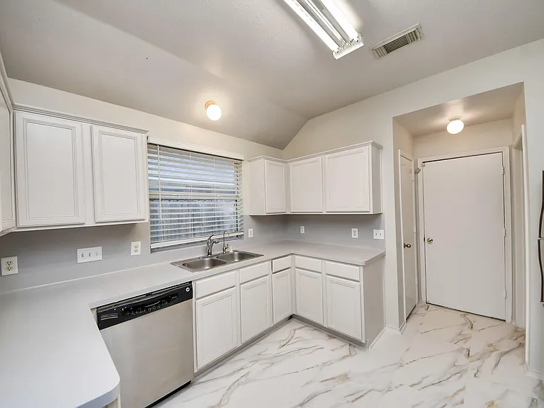 4235 Custer Creek Dr — Photo 19