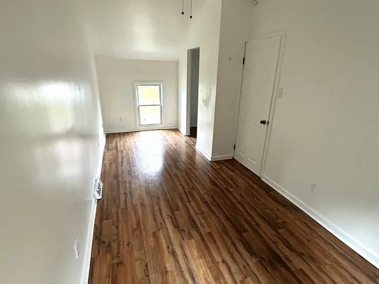 225 River Meadow Dr — Photo 16