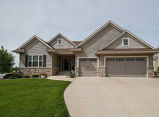 3390 Heartleaf Rd, Cedar Rapids, IA 52411