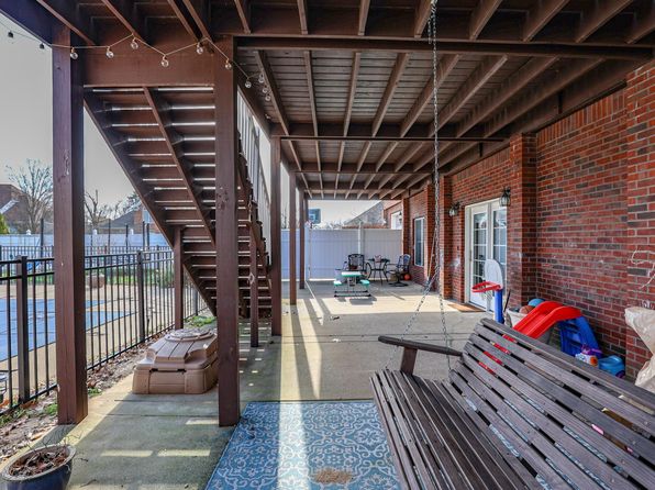 105 Burlington Cv, Paducah, KY 42001