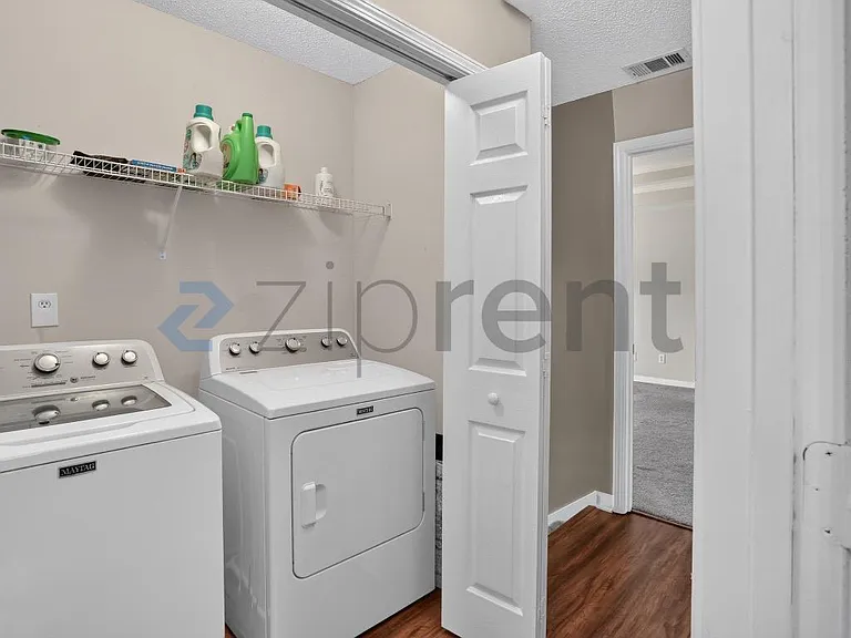 19 Savannah Pl — Photo 36