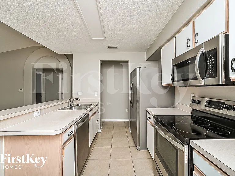 1523 Birchstone Ave — Photo 6