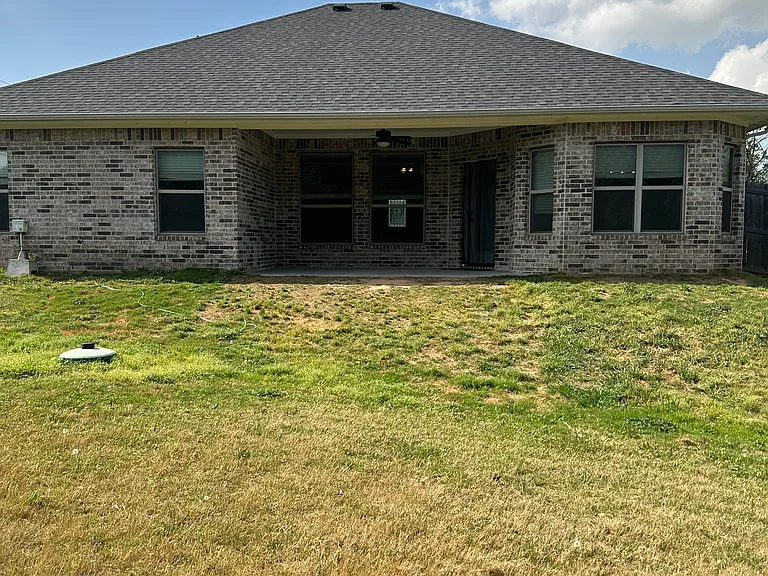 2203 Navasota St — Photo 34