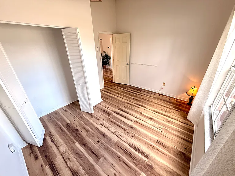 7830 Becket St — Photo 7
