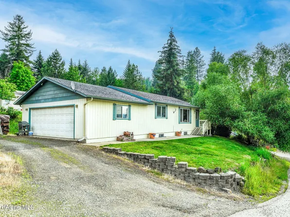 630 Magnolia Ln, Saint Maries, ID 83861