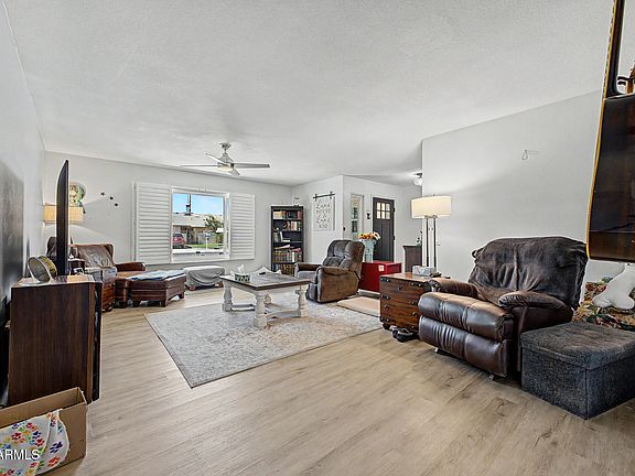 3rd image of 12551 W PARKWOOD Drive