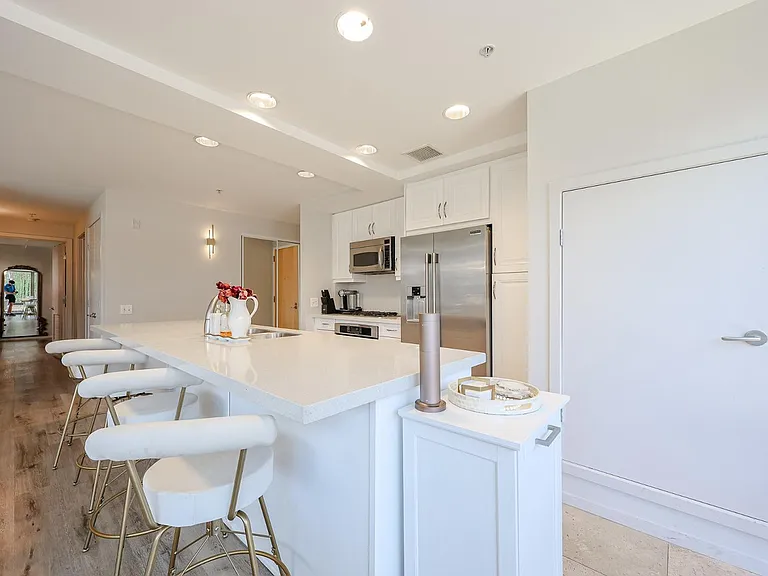 7137 E Rancho Vista Dr #5005 — Photo 3
