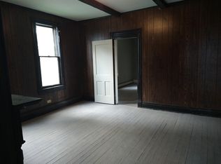 211 Washington Ave #1, Moundsville, WV