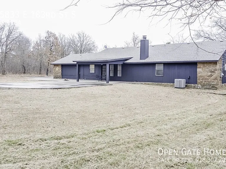 15833 E 183rd St S — Photo 37