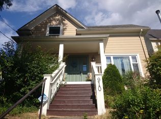 910 30th Ave, Seattle, WA 98122