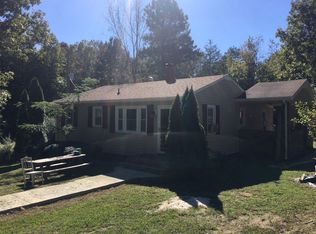 227 Mahan Rd, Farmville, VA 23901