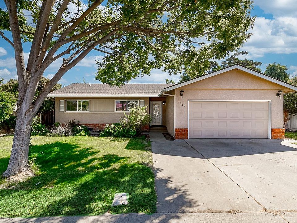 1st image of 1828 Manzanita Dr