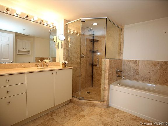 4th image of 3232 Coral Way APT 1510