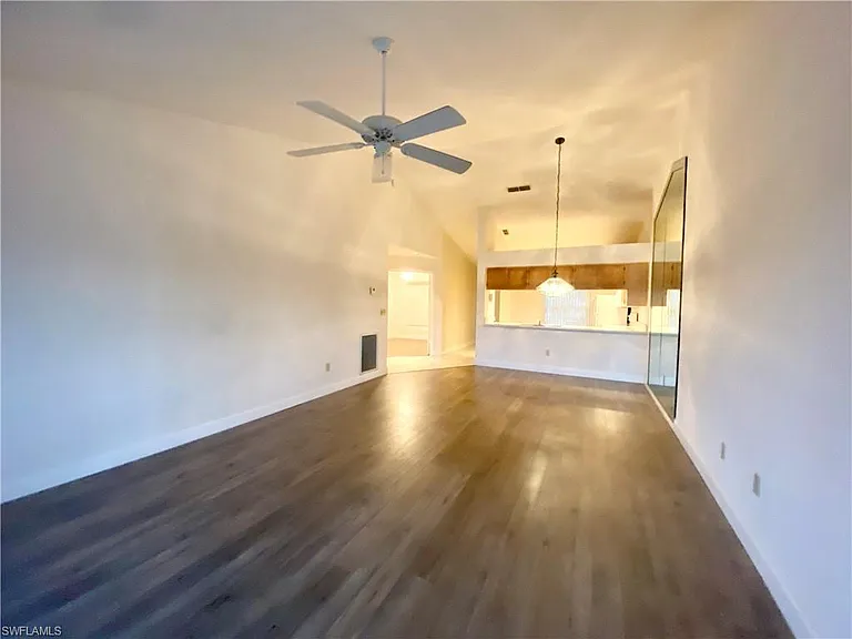 1427 SW 47th Ter #202 — Photo 10