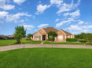 1001 W Remington Park Dr, Terrell, TX 75160
