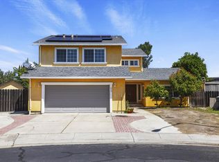 800 Treasure Ln, Manteca, CA 95337