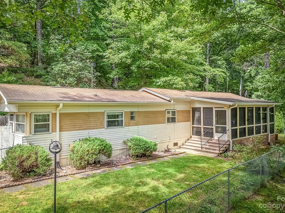 641 Esseola St, Saluda, NC 28773 Zillow