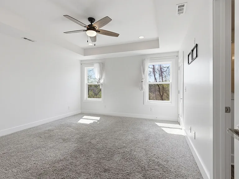 2622 Airpark Dr — Photo 28