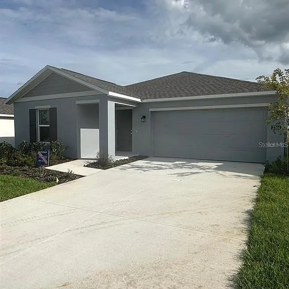 2366 McKinley Dr — Photo 2