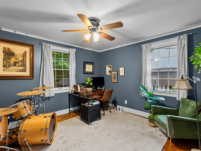 2503 Walker Ave — Photo 10