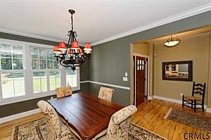 4th image of 15 Lilac Ln