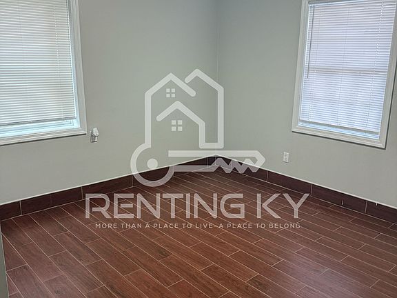 4th image of 174 S Killarney Ln #6