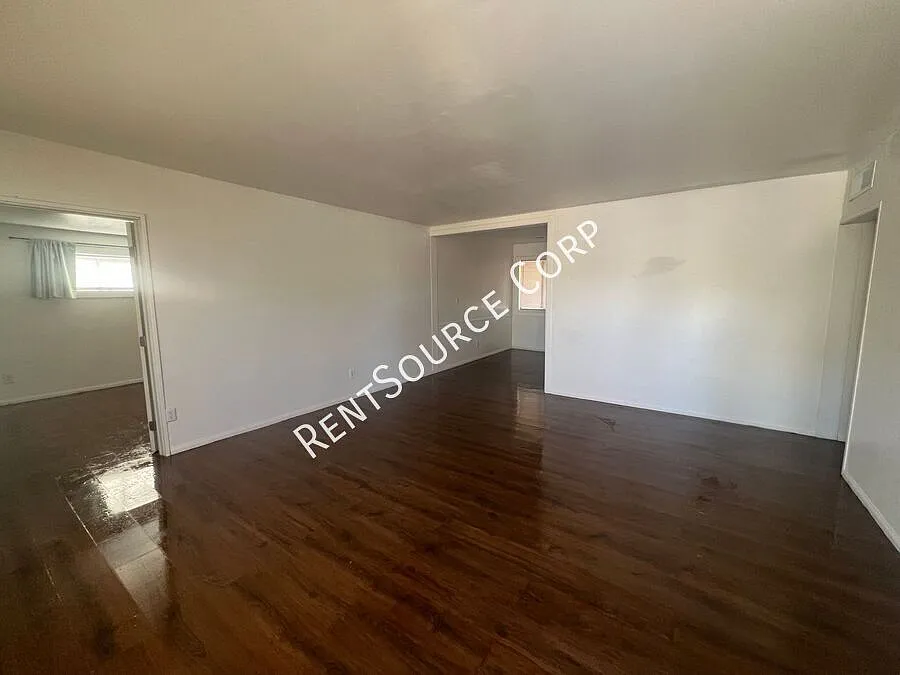 4 Bedroom Home For Rent in Barstow on 5 Acres! — Photo 4