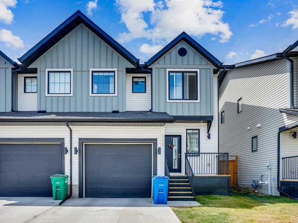 688 S Point Heath SW, Airdrie, AB T4B 5H7