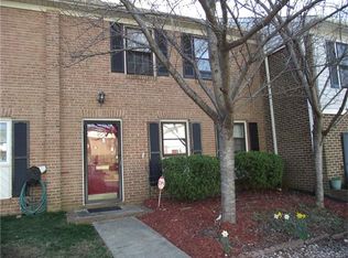 8311 Knights Bridge Rd, Charlotte, NC 28210