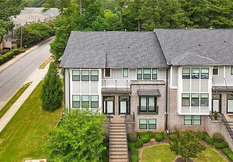 3571 Blair Cir — Photo 3
