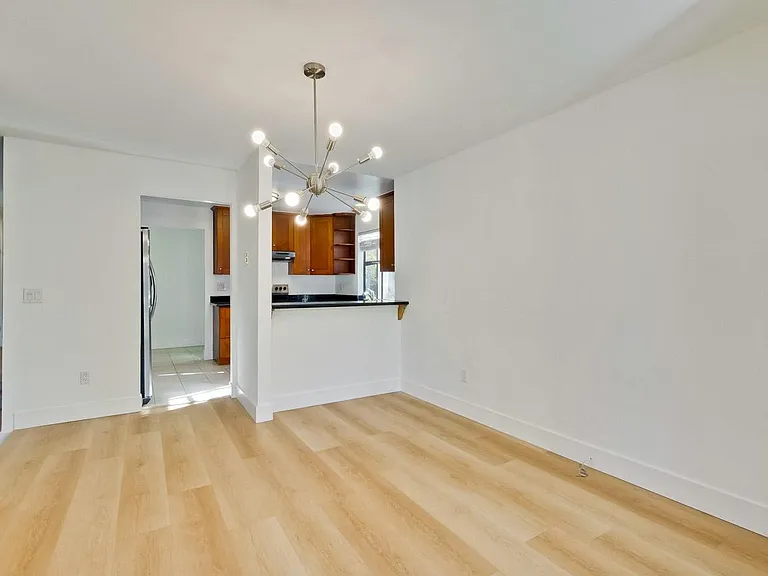 928 Wright Ave #303 — Photo 15