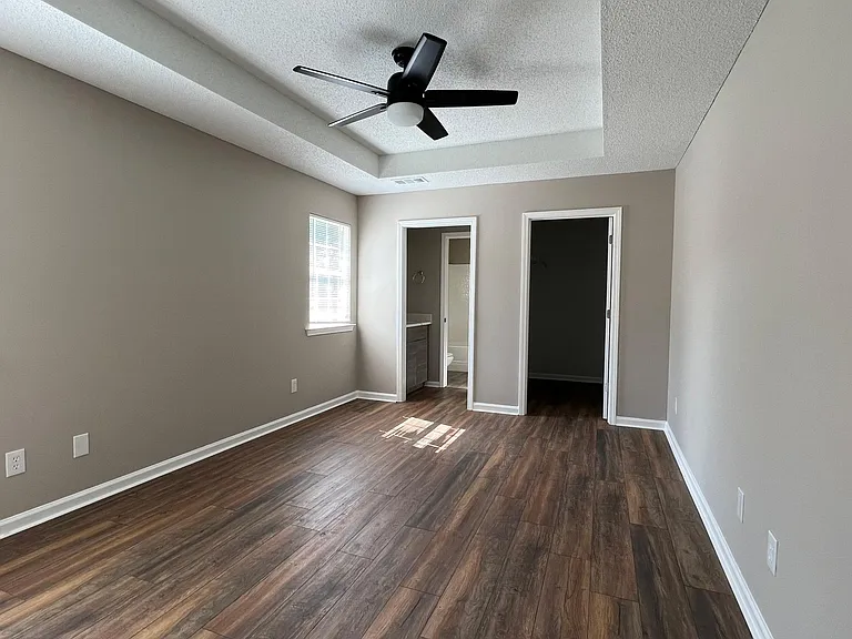 119 Kentshire Ln — Photo 10