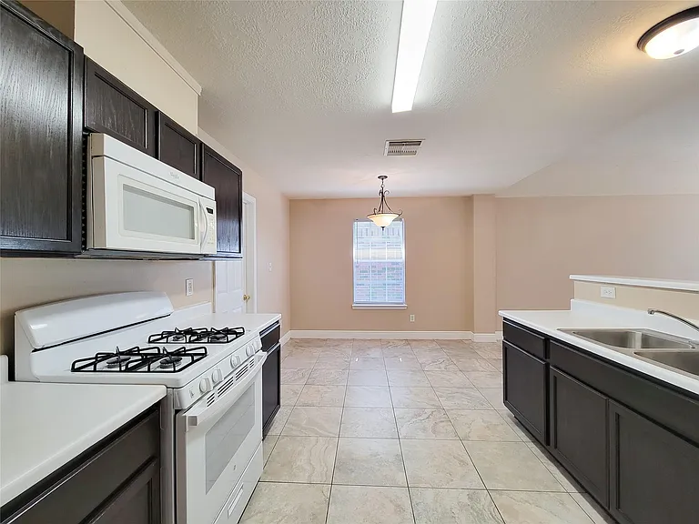 9319 Knockomie Ct — Photo 14