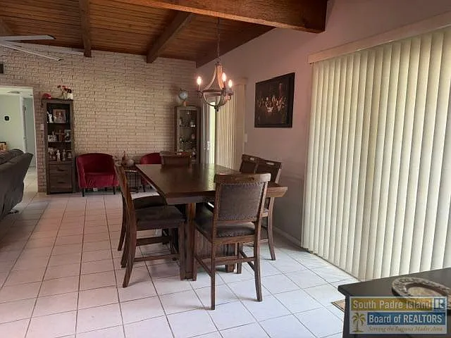 1025 Beach Blvd — Photo 9