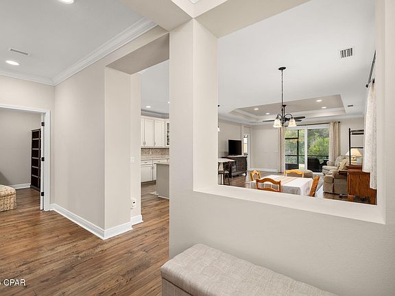 5th image of 8559 Island Breeze Ave