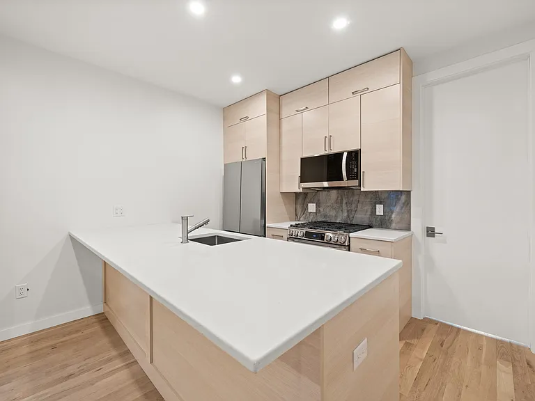 119 Storms Ave #2 — Photo 11