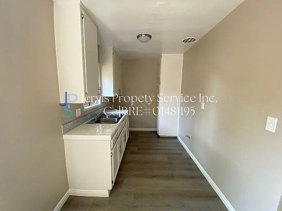 3rd image of 6538 Marlow Ave #1/2