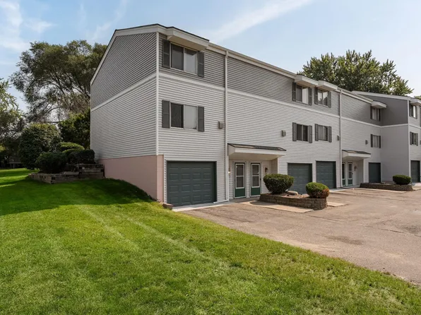 436 Dorland Rd S, Maplewood, MN 55119