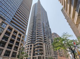 21 Carlton St #1705, Toronto, ON M5B 1L3