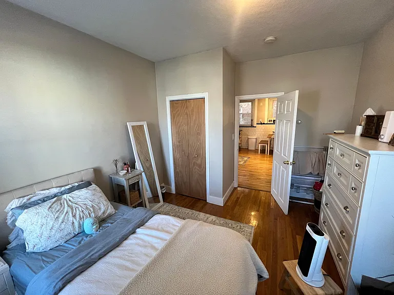 115 Orleans St #1 — Photo 8