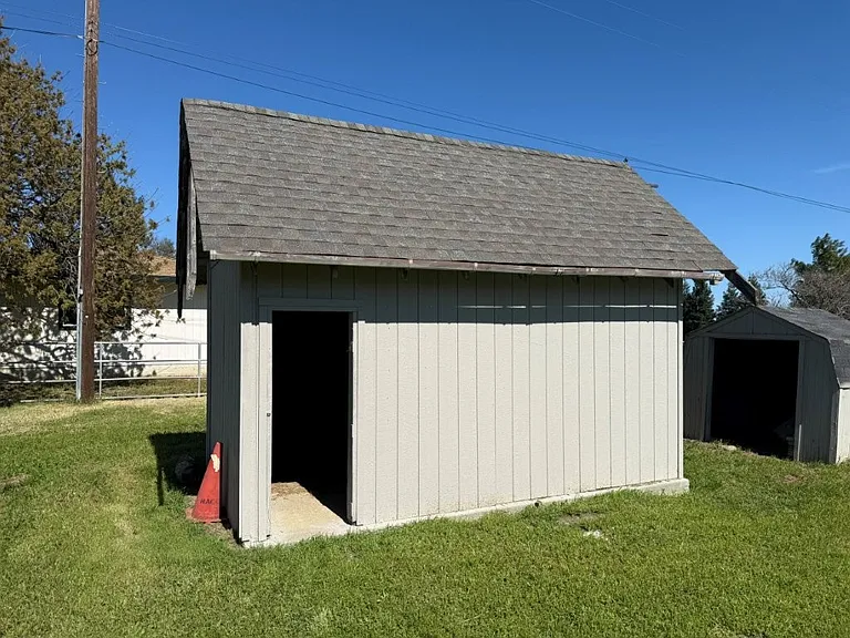7420 Clement Rd — Photo 89