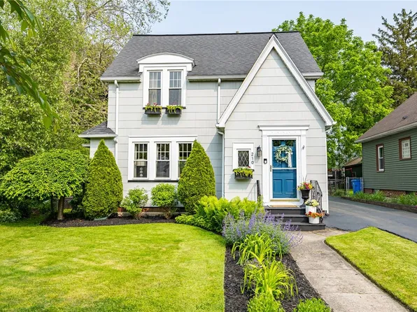 210 Carling Rd, Rochester, NY 14610