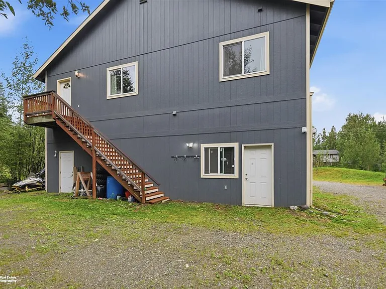 3800 N Engstrom Rd — Photo 2