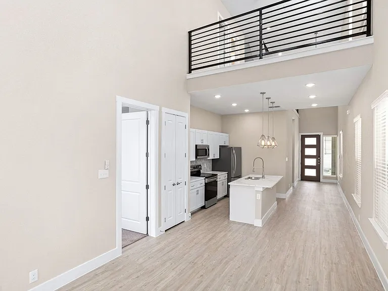 11830 Zarkava Way — Photo 6