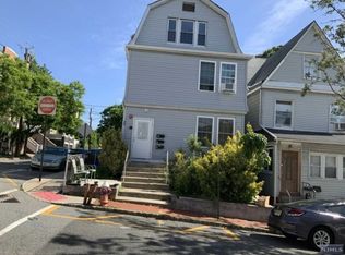 25 Valley Pl FLOOR 3, Edgewater, NJ 07020
